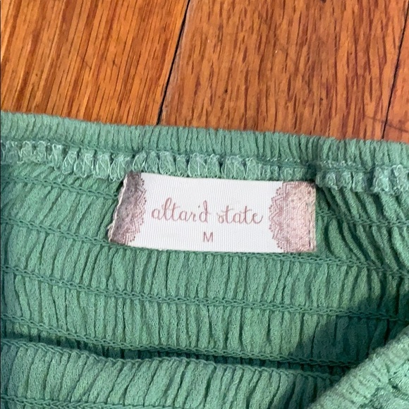 Altard state green off shoulder top - Picture 2 of 3